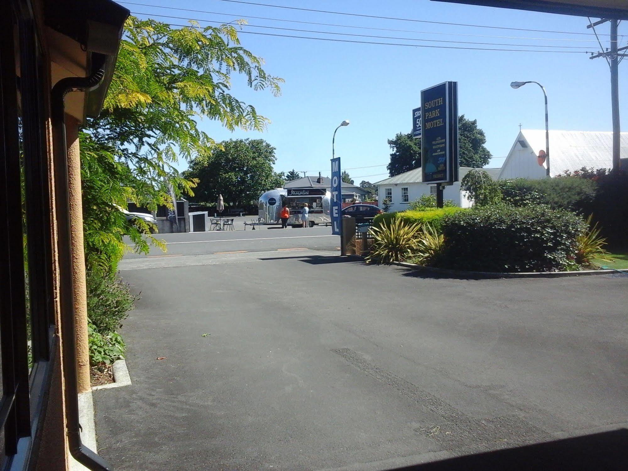 South Park Motel Masterton Εξωτερικό φωτογραφία